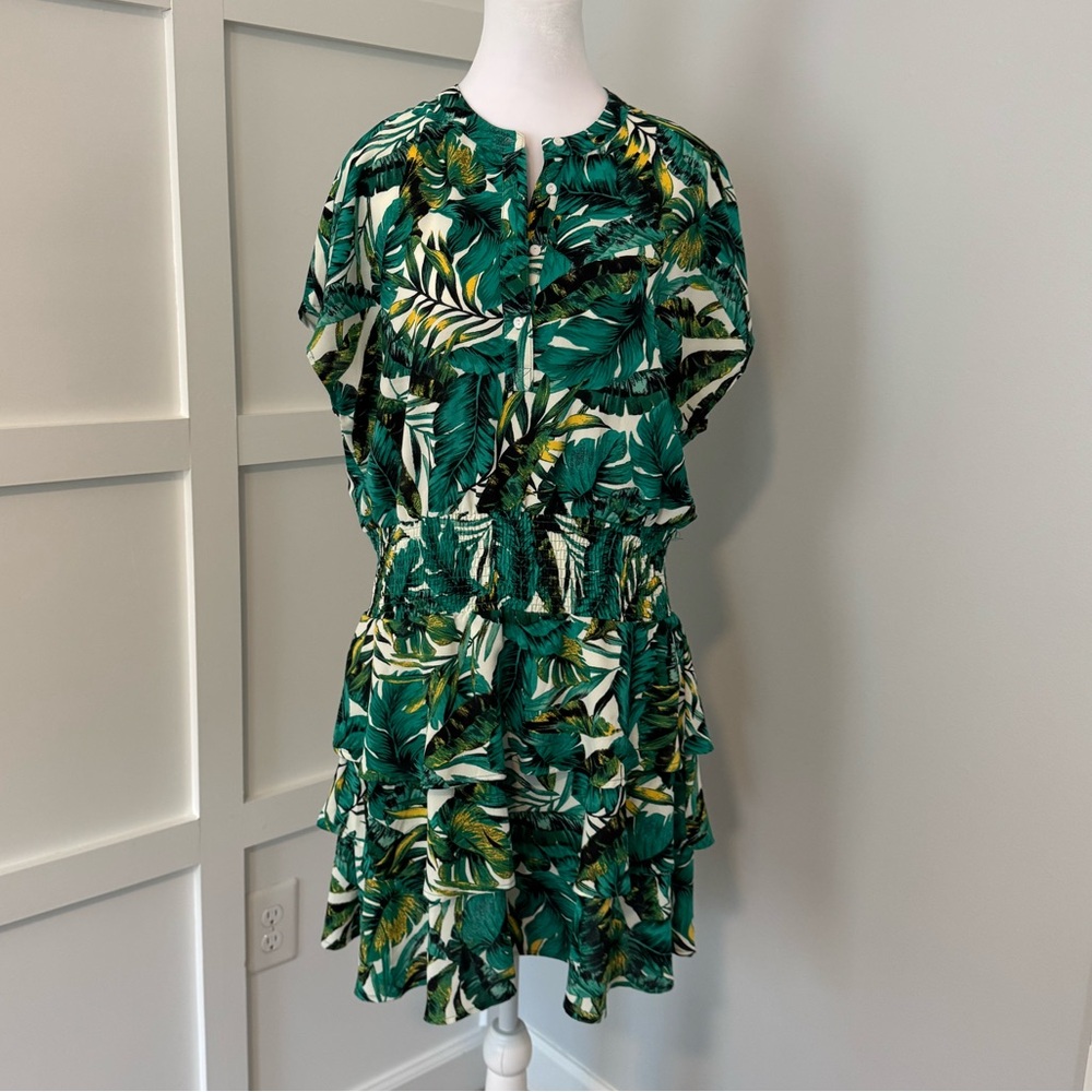 Gibsonlook Paradise Tropical Print Green Leaf Tiered Dress